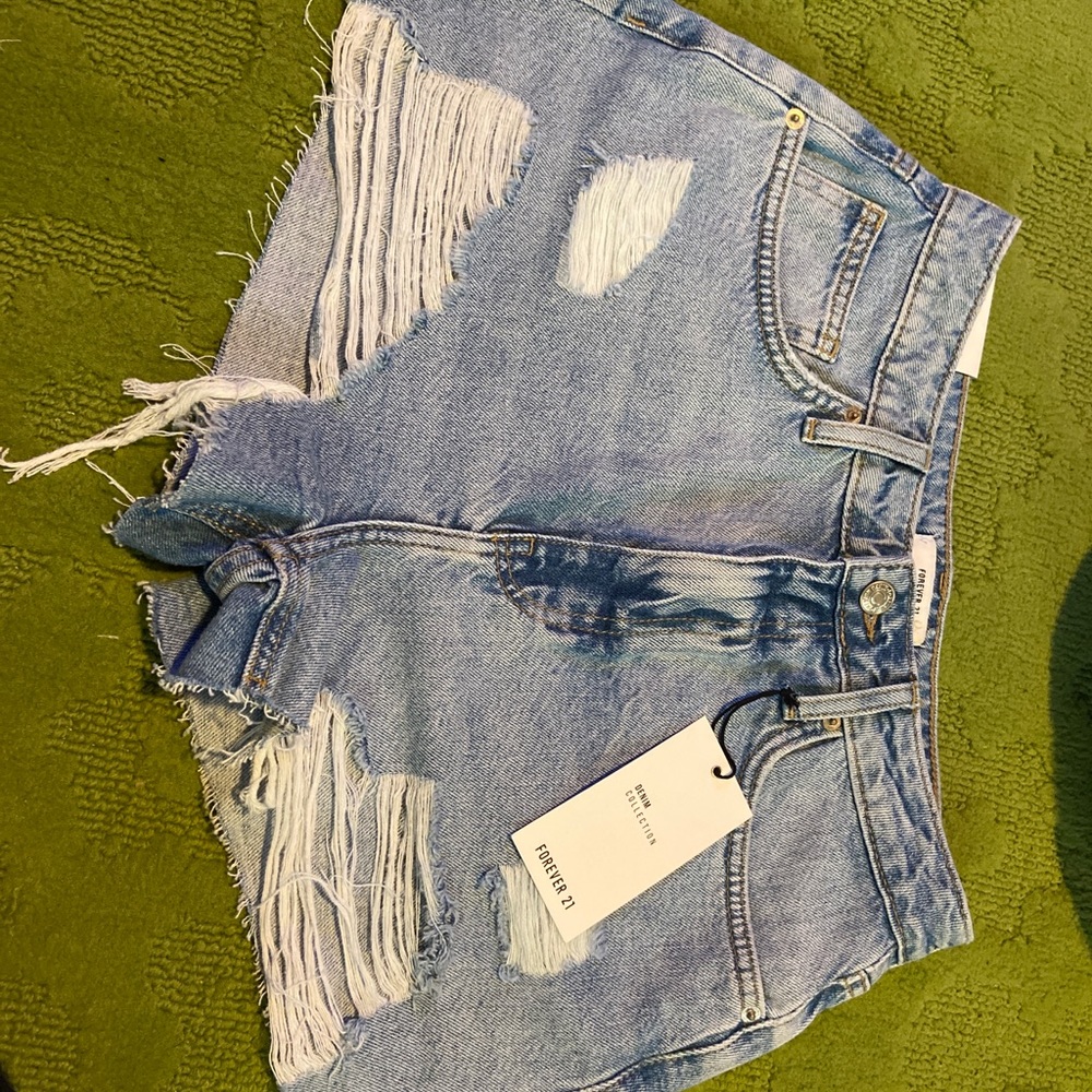 Forever 21 shorts size 29